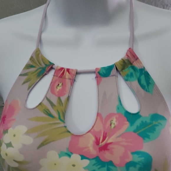 👙Girls size Lg 10/12 bathing suit👙 - Picture 3 of 5